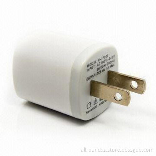 USB Home Charger with 1A Output and 110 to 240V Input Voltages, Used for iPhone 4